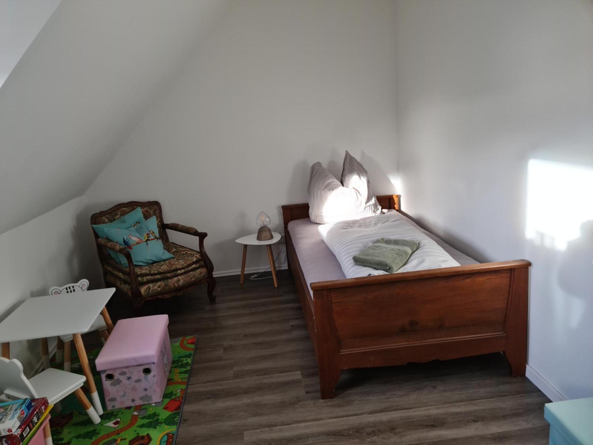 Pilgrims "Rosalie" Grosse Fewo Mit 3 Schlafzimmern, 1Bad, 2 Wc, Balkon, Fast Internet Brilon Exterior photo
